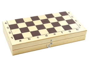 Настольная игра: Шахматы пластмассовые в деревянной упаковке (поле 29х29 см)